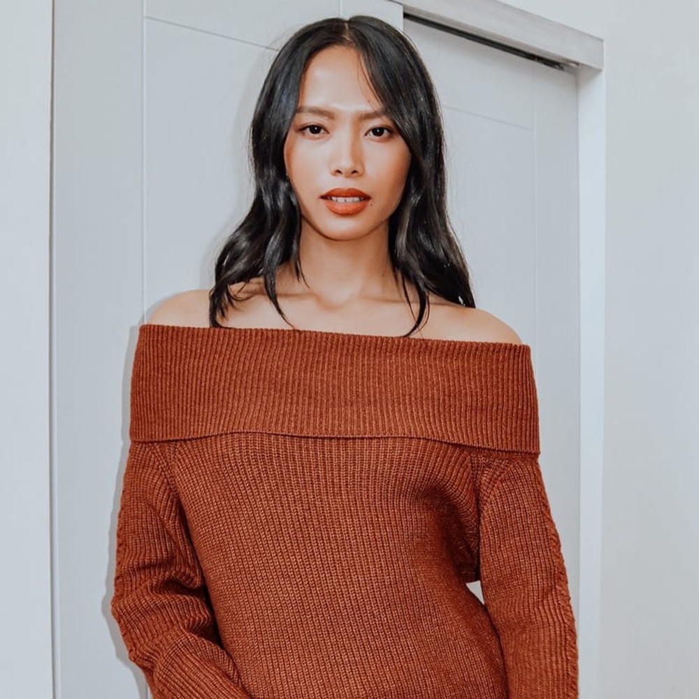 NWT Fall Rust Red Ribbed Off-the-Shoulder Sweater - Picture 4 of 6
